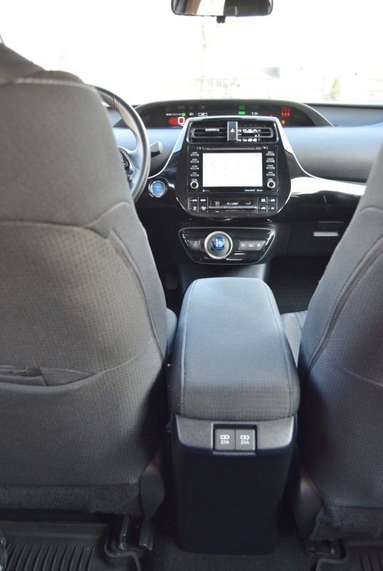 Used 2021 Toyota Prius Prime LE FWD image 33