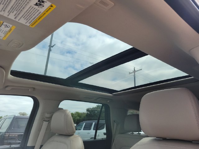Used 2024 Ford Expedition Limited RWD image 31