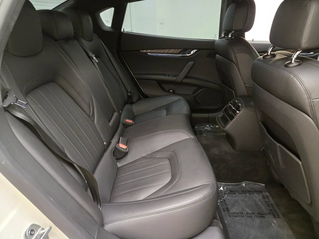 Used 2023 Maserati Quattroporte GT RWD image 25