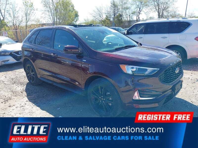 Used 2024 Ford Edge ST-Line w/ Class II Trailer Tow Package AWD/4WD image 1