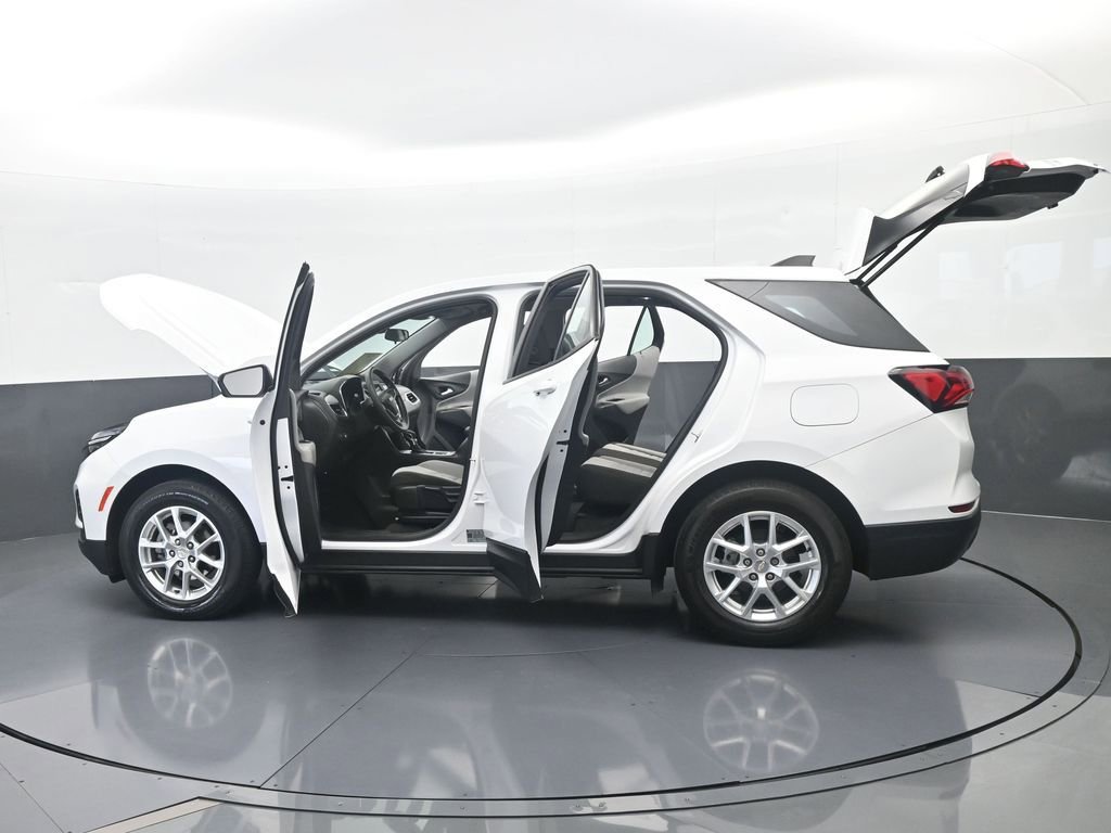 Used 2024 Chevrolet Equinox LS FWD image 67