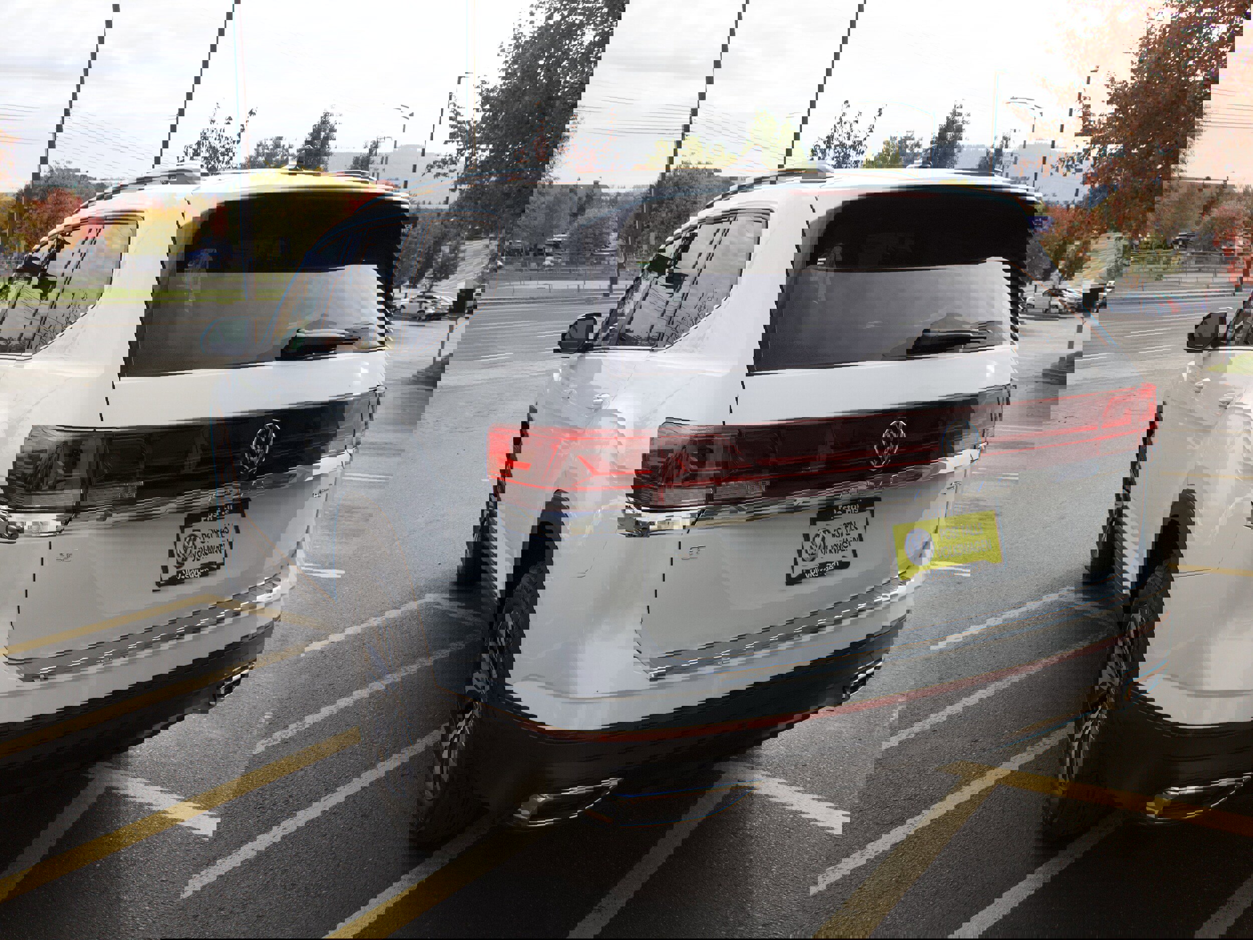 New 2026 Volkswagen Atlas SE image 7