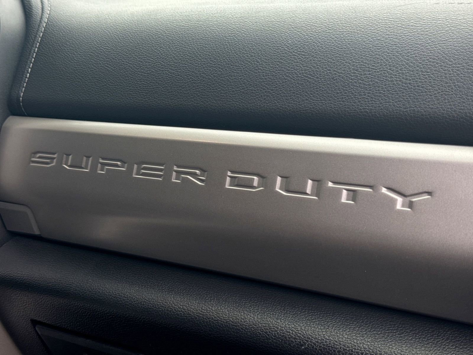 Certified 2022 Ford F250 Lariat w/ Tremor Off-Road Package image 81