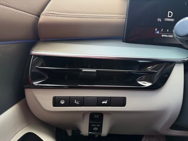 Certified 2026 Nissan Murano Platinum w/ Cargo Package image 22