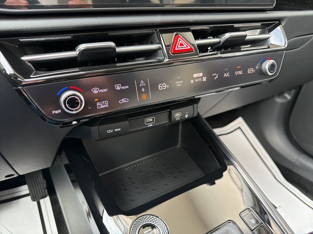 New 2026 Kia Niro EX FWD image 23