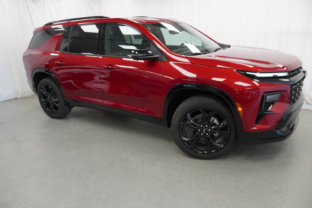 New 2027 Chevrolet Traverse RS w/ LPO, Floor Liner Package AWD/4WD image 6