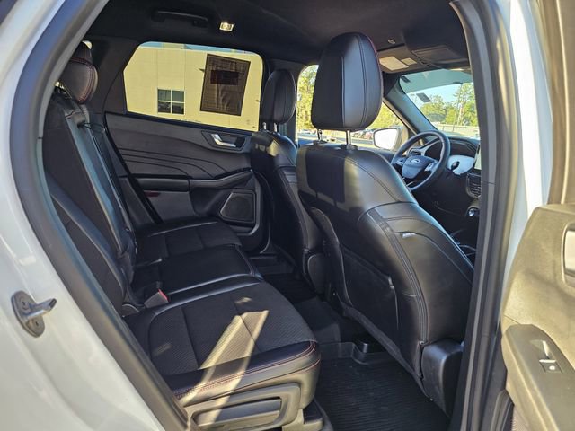 Certified 2023 Ford Escape ST-Line w/ Tech Pack #1 image 27