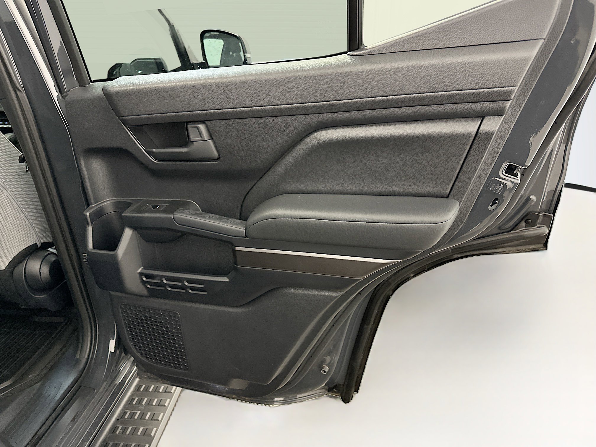 Used 2025 Toyota 4Runner TRD Off-Road image 31