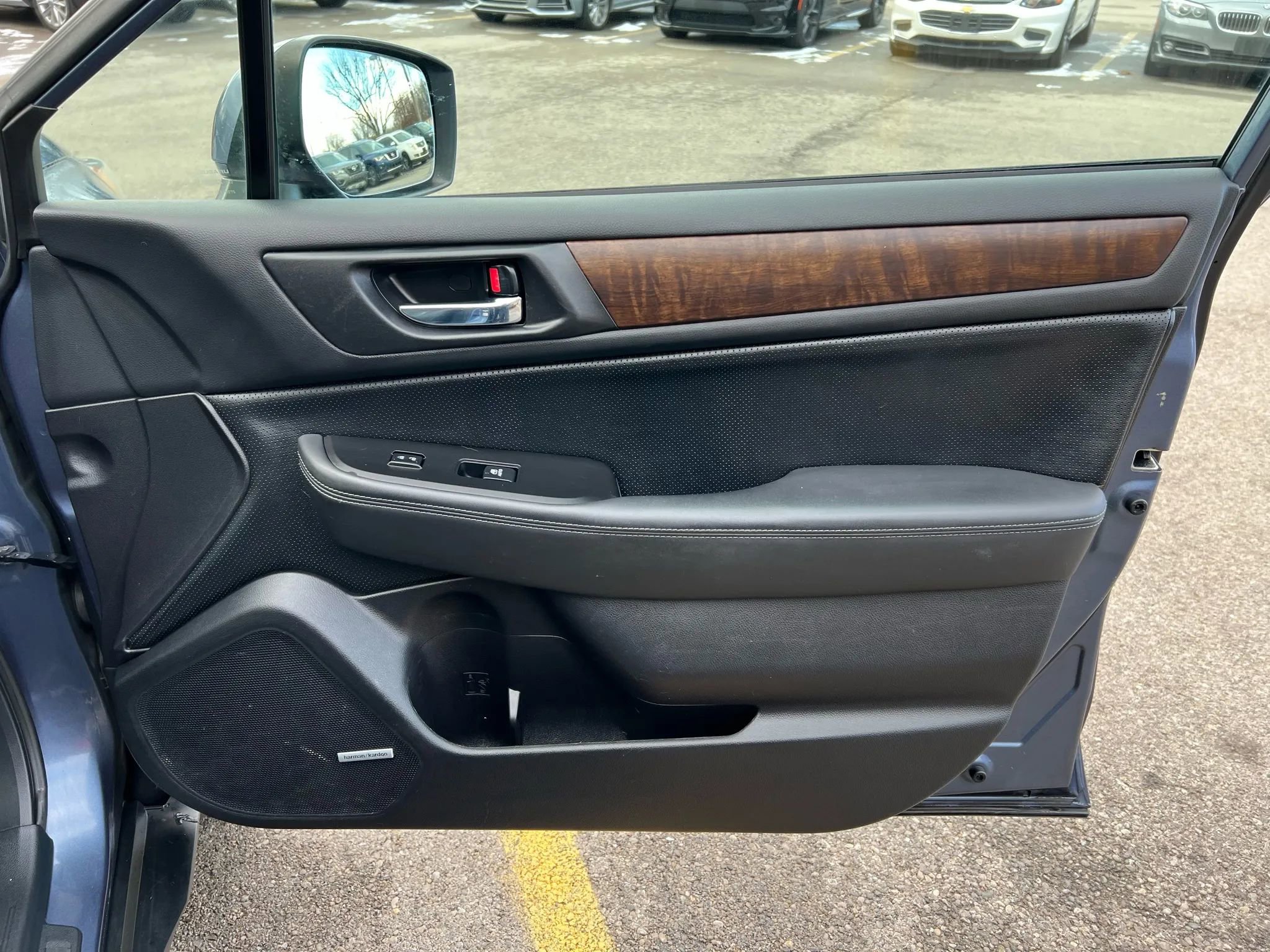 Used 2015 Subaru Outback 2.5i Limited image 21