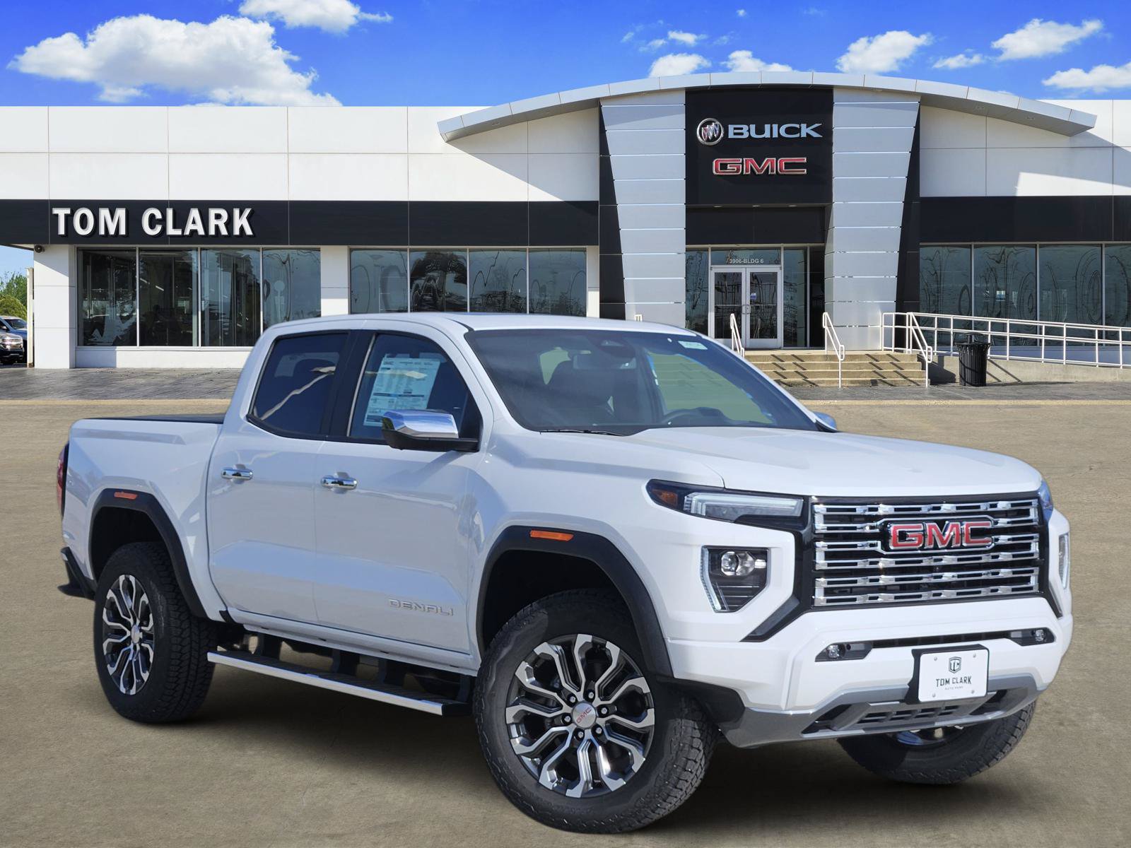 New 2026 GMC Canyon Denali AWD/4WD image 1