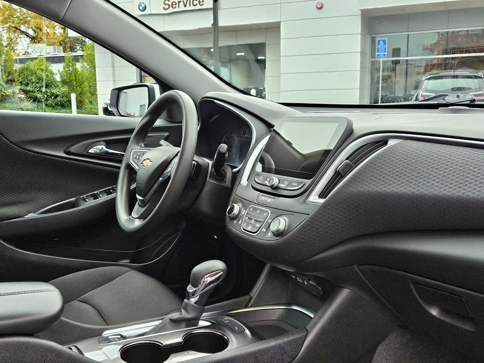 Used 2024 Chevrolet Malibu LT image 12