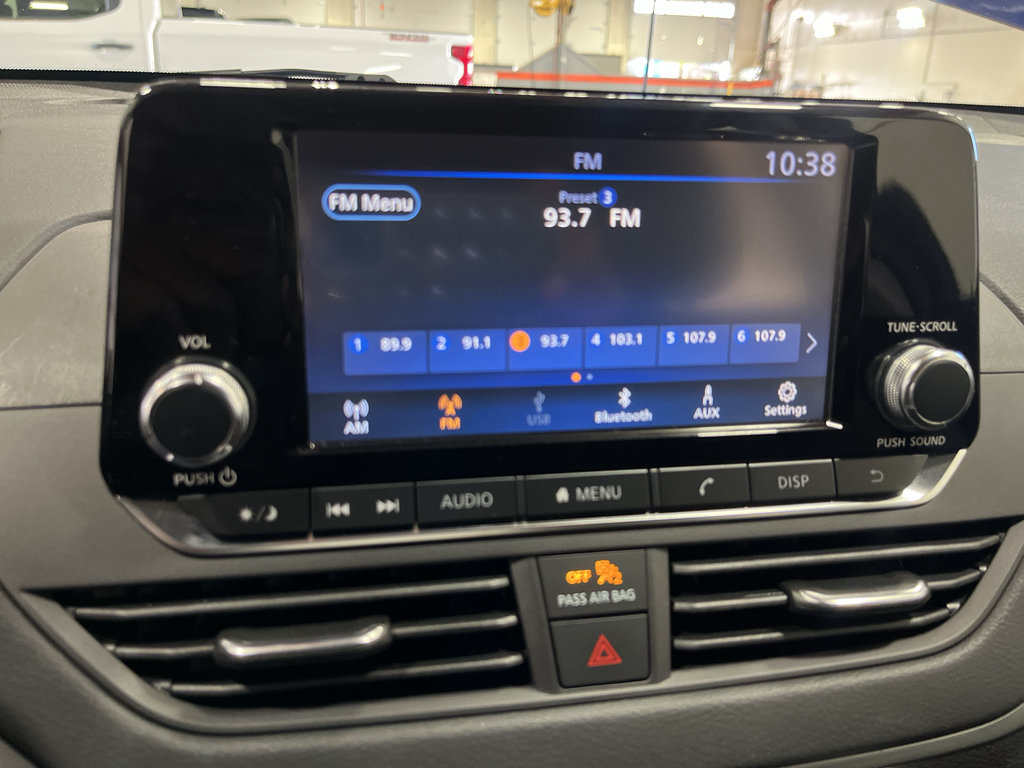 Used 2023 Nissan Altima 2.5 S FWD image 34
