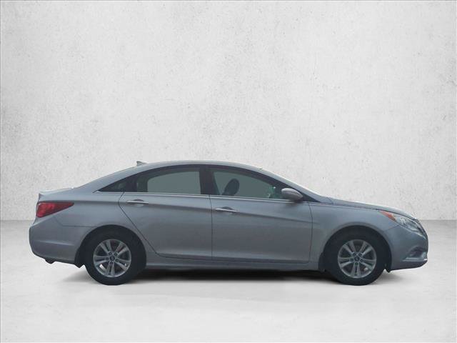 Used 2013 Hyundai Sonata GLS w/ Popular Equipment Pkg FWD image 4