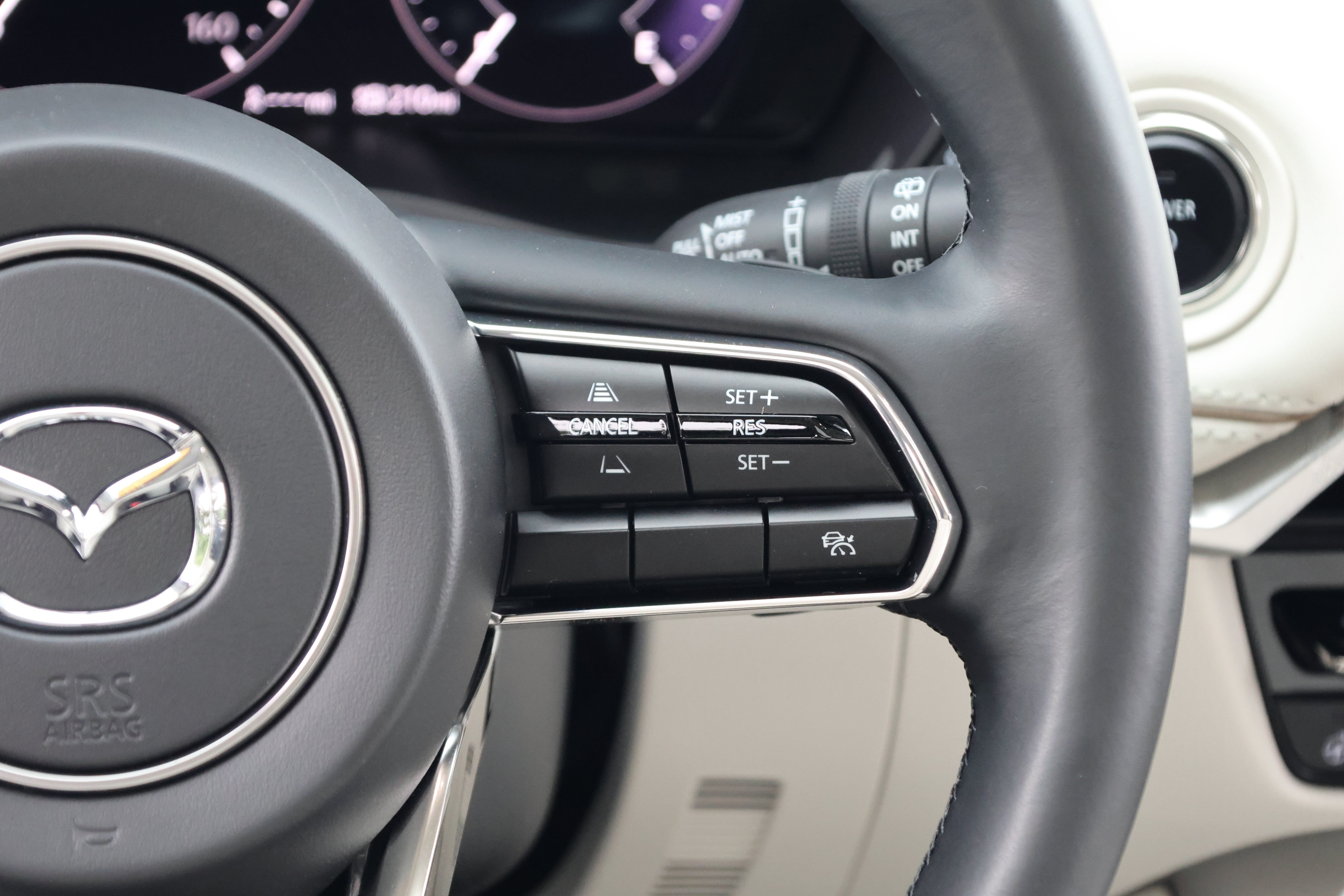 Used 2024 MAZDA CX-90 Plug-In Hybrid w/ Premium Plus AWD/4WD image 29