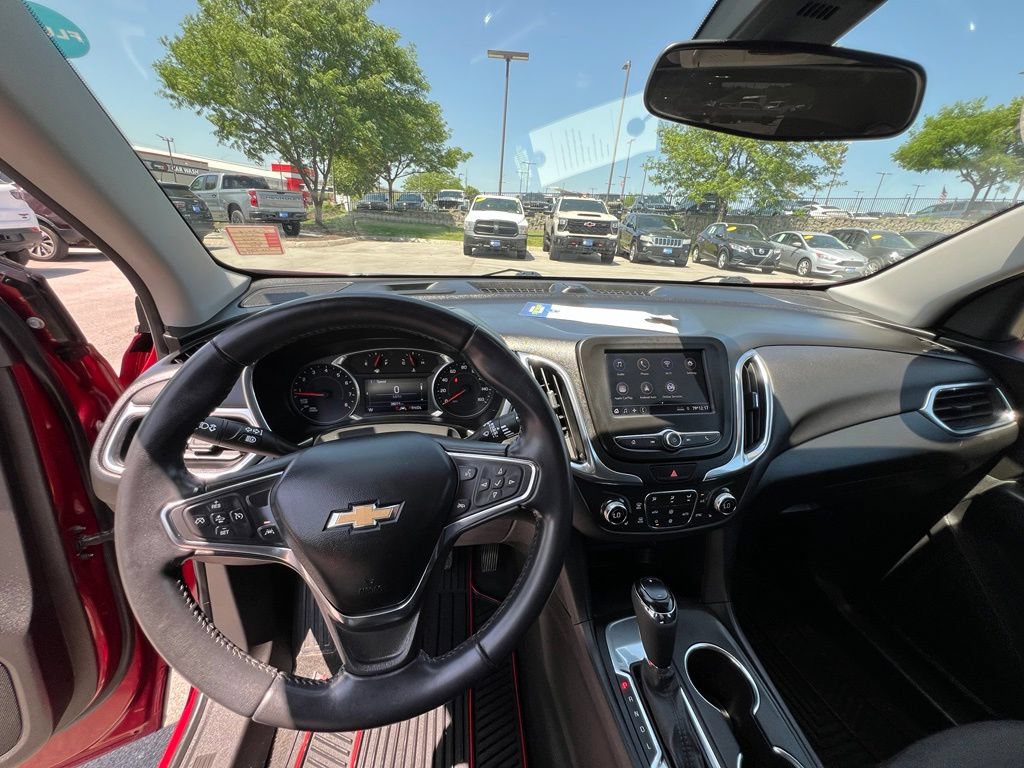 Used 2021 Chevrolet Equinox LT FWD image 37
