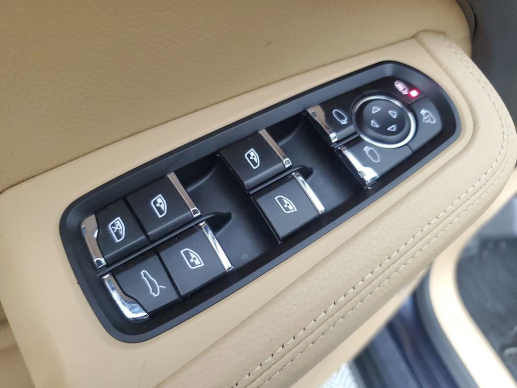 Used 2018 Porsche Macan S AWD/4WD image 19
