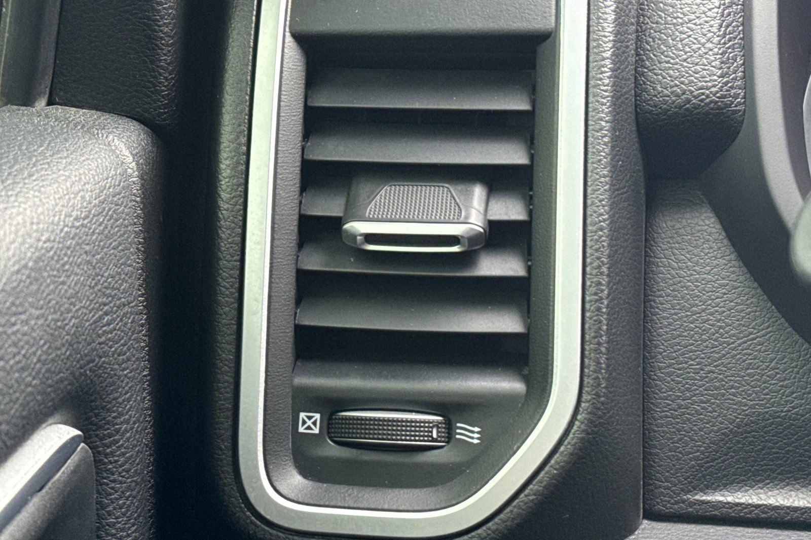 Used 2024 RAM 2500 Big Horn w/ Off Road Package image 29