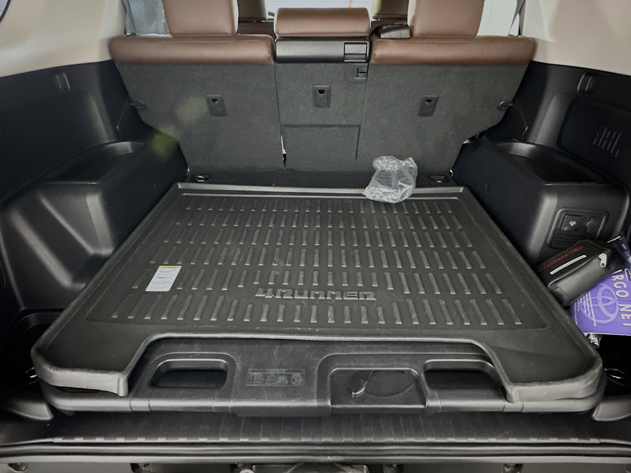 Used 2023 Toyota 4Runner Limited image 31