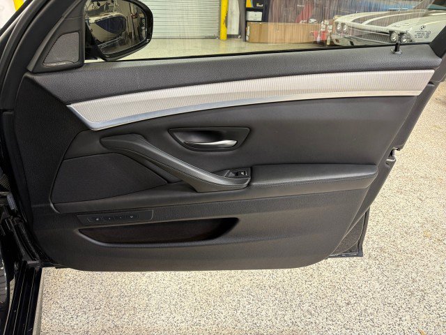 Used 2015 BMW M5 image 59