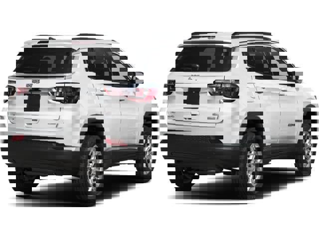 Used 2026 Jeep Compass Latitude image 3