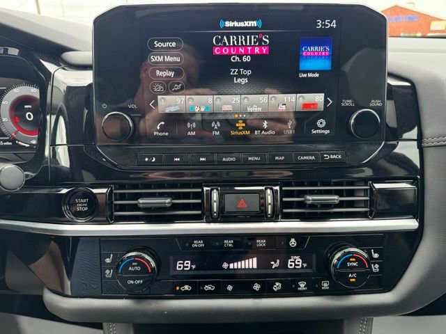 Used 2025 Nissan Pathfinder Platinum FWD image 9