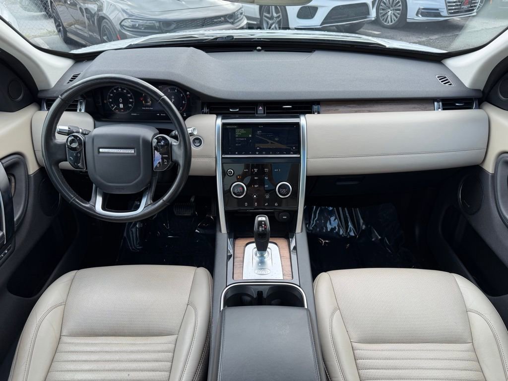 Used 2020 Land Rover Discovery Sport SE image 25