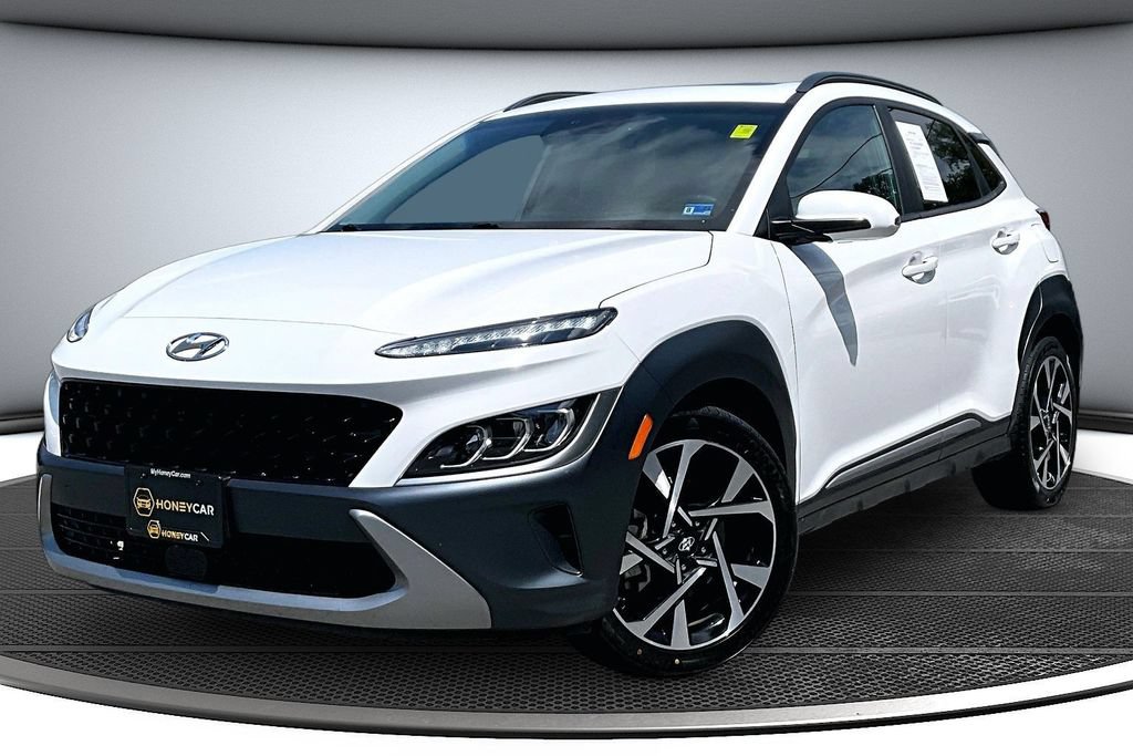 Used 2023 Hyundai Kona Limited AWD/4WD image 3