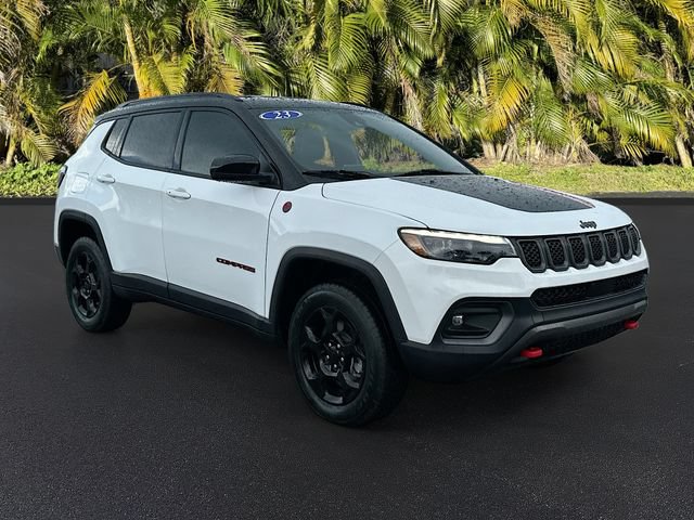 Used 2023 Jeep Compass Trailhawk w/ Trailhawk Elite Group AWD/4WD image 2