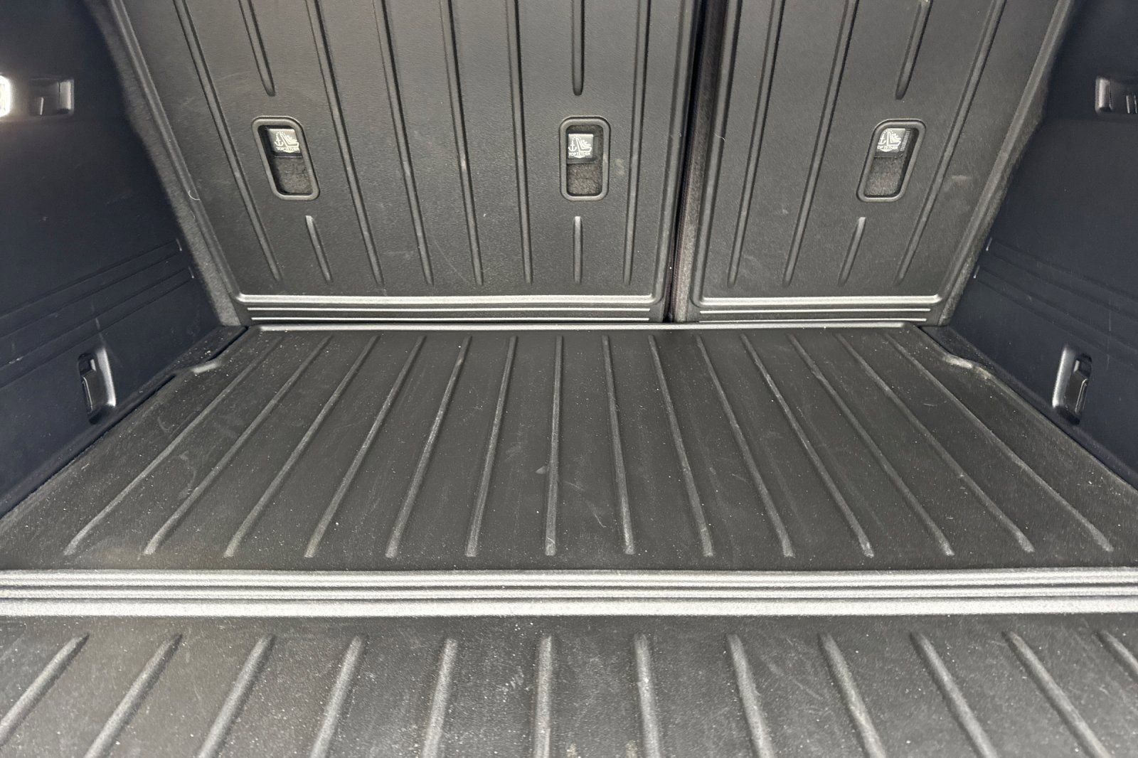 Certified 2025 MAZDA CX-50 2.5 Hybrid w/ Weather Package image 15