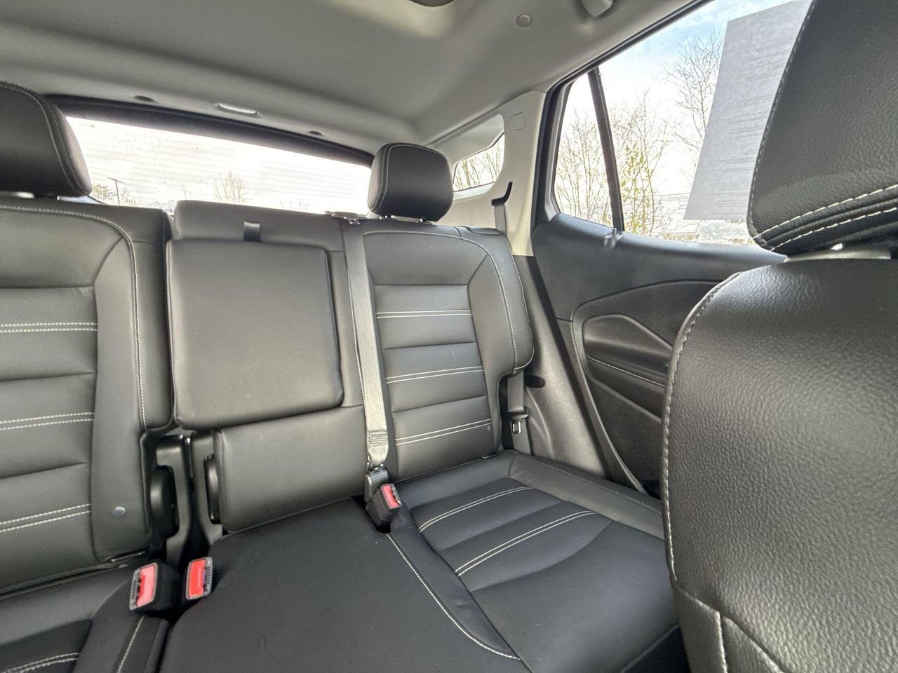 Used 2023 GMC Terrain Denali w/ Denali Premium Package image 14