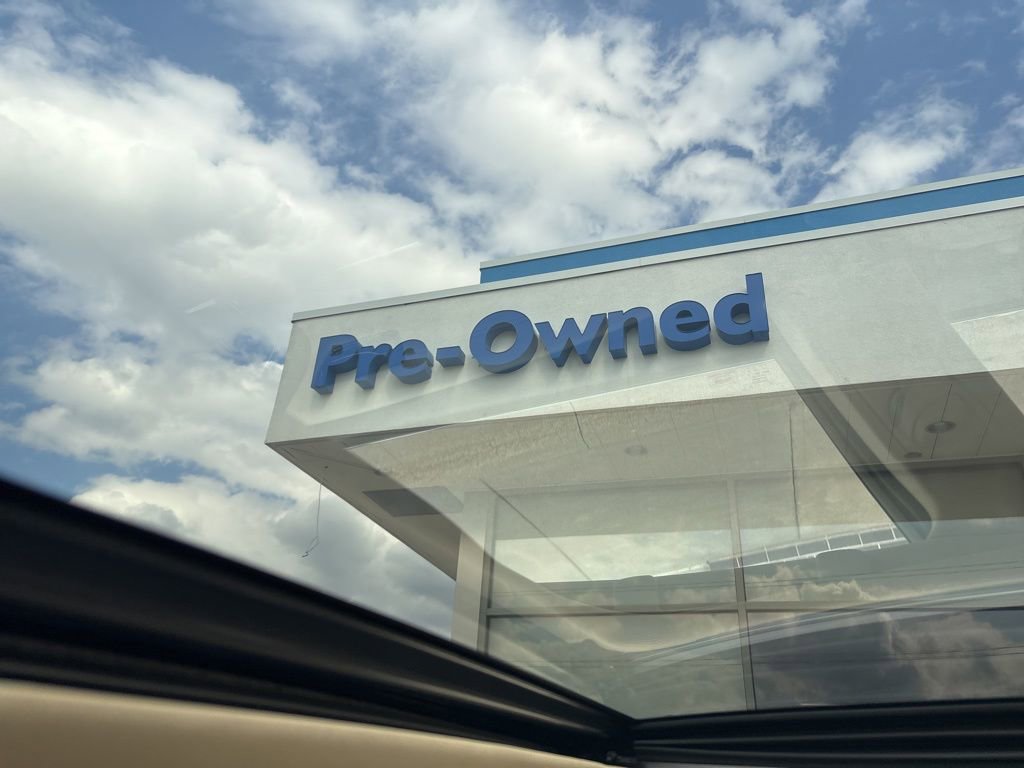 Used 2013 Toyota Avalon Limited FWD image 26