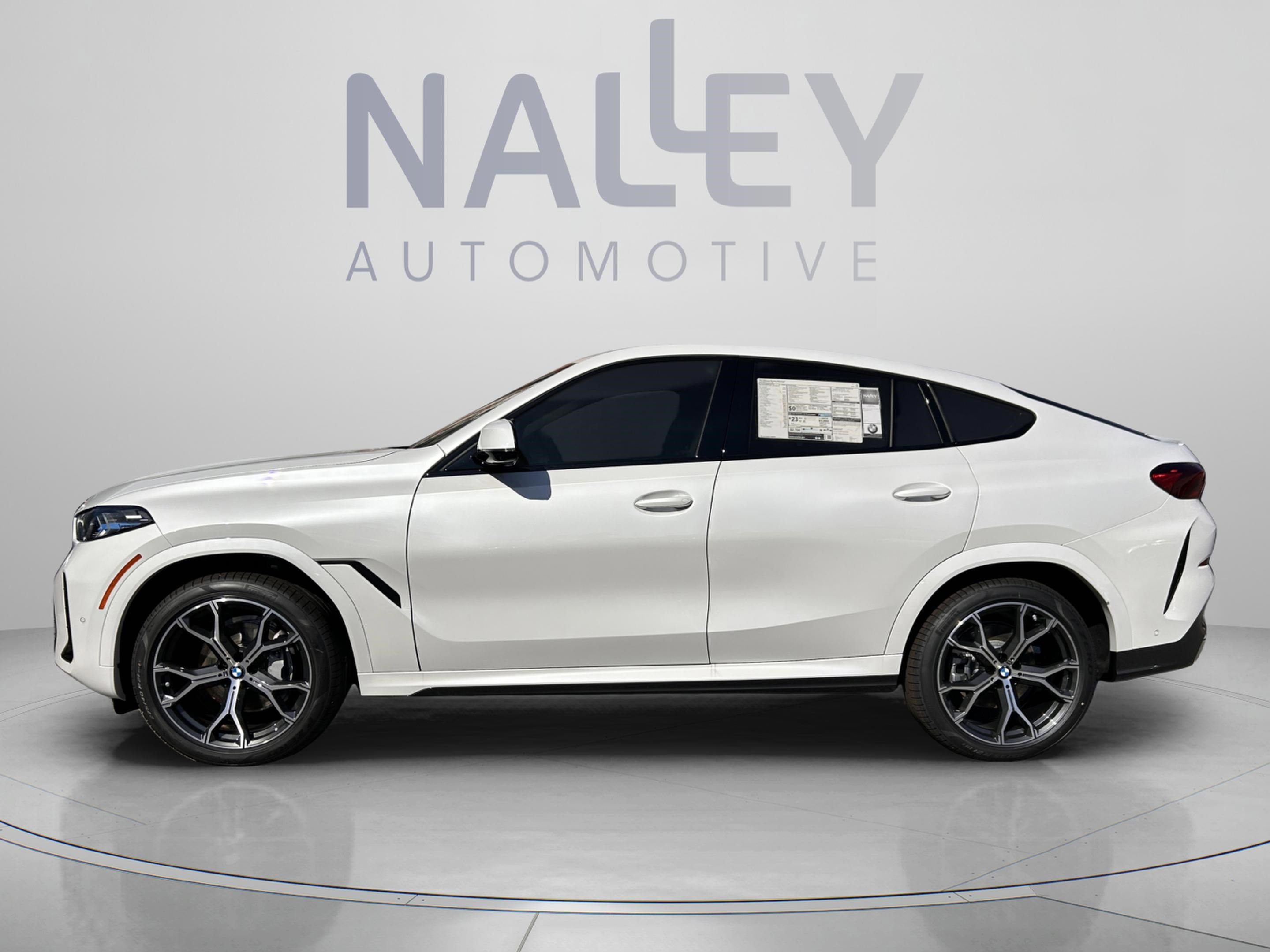 Used 2026 BMW X6 xDrive40i w/ Premium Package AWD/4WD image 3