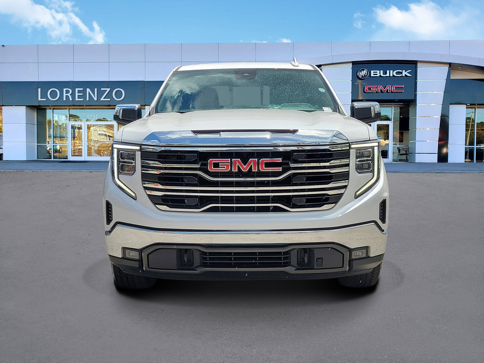 Used 2023 GMC Sierra 1500 SLT w/ SLT Premium Package AWD/4WD image 2