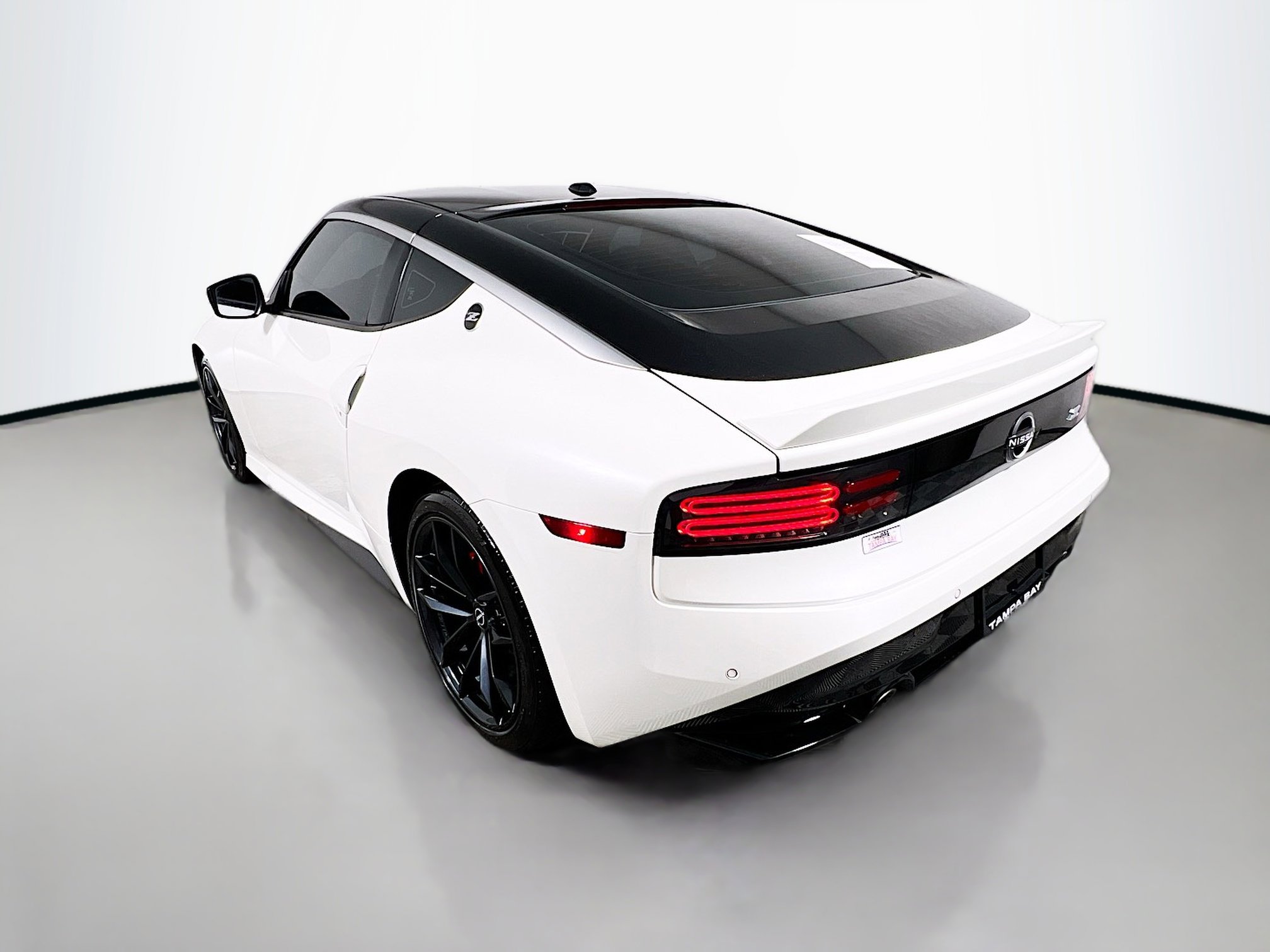 Used 2025 Nissan Z Performance w/ Floor Mat Package image 8