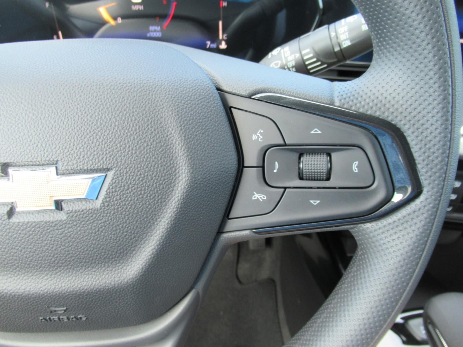 New 2026 Chevrolet Trax LT FWD image 24