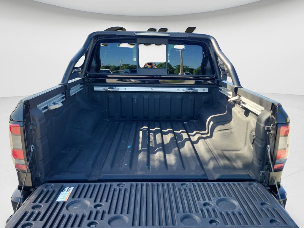 Used 2022 Nissan Frontier PRO-4X image 17