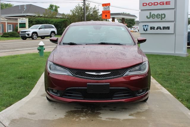 Used 2015 Chrysler 200 S FWD image 5