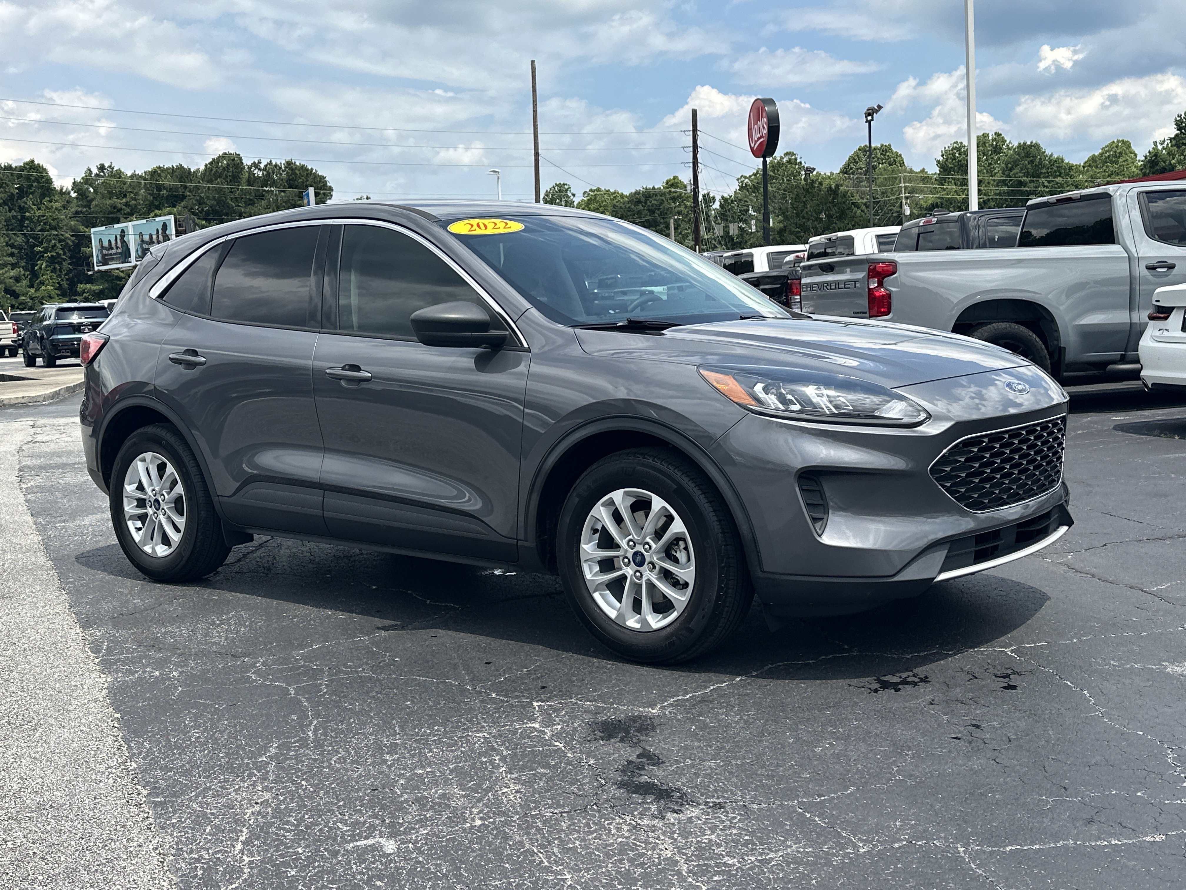 Used 2022 Ford Escape SE FWD video 2