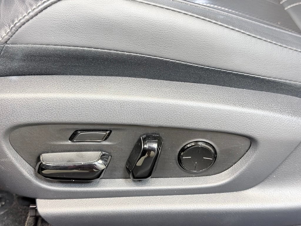 Used 2019 Lexus ES 350 w/ Accessory Package 2 FWD image 12