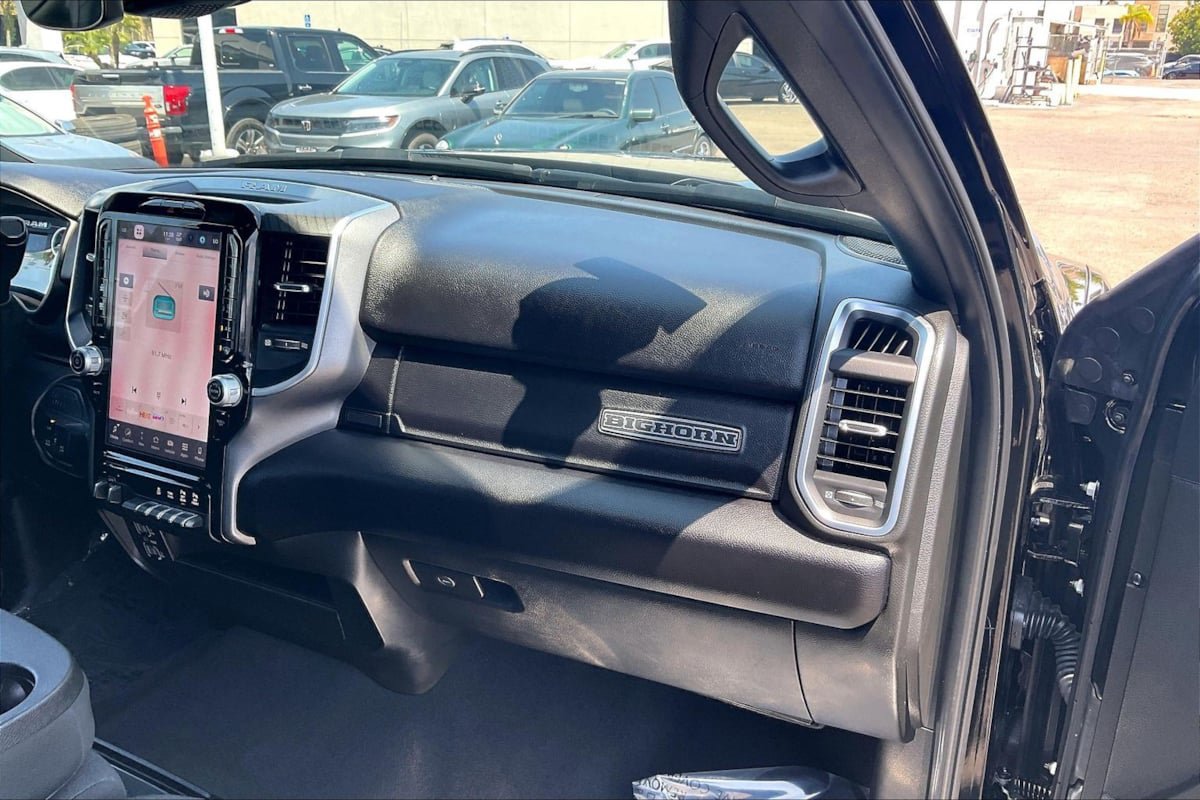 Used 2025 RAM 2500 Big Horn AWD/4WD image 14