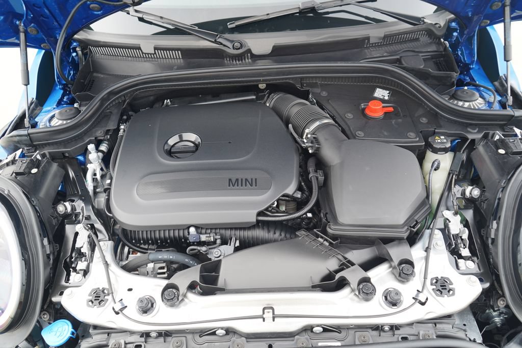 New 2026 MINI Cooper 4-Door Hardtop FWD image 12