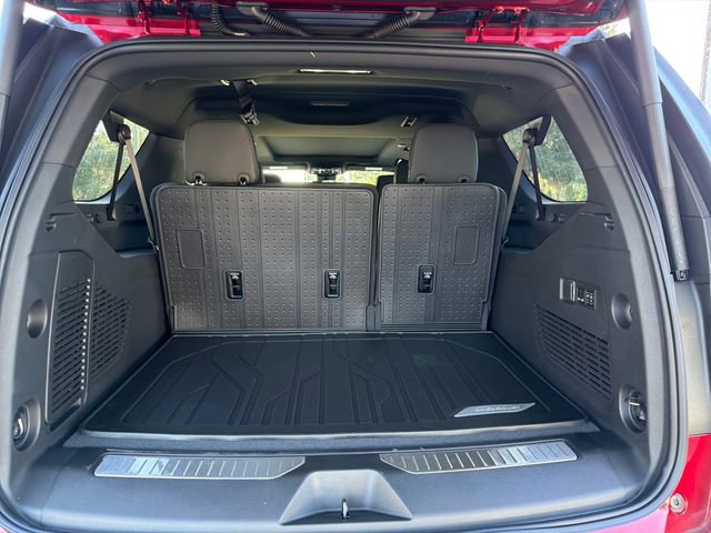 New 2026 Chevrolet Suburban High Country AWD/4WD image 11