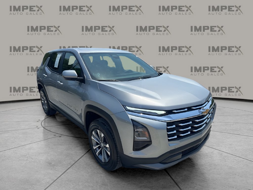 Used 2026 Chevrolet Equinox LT FWD image 7