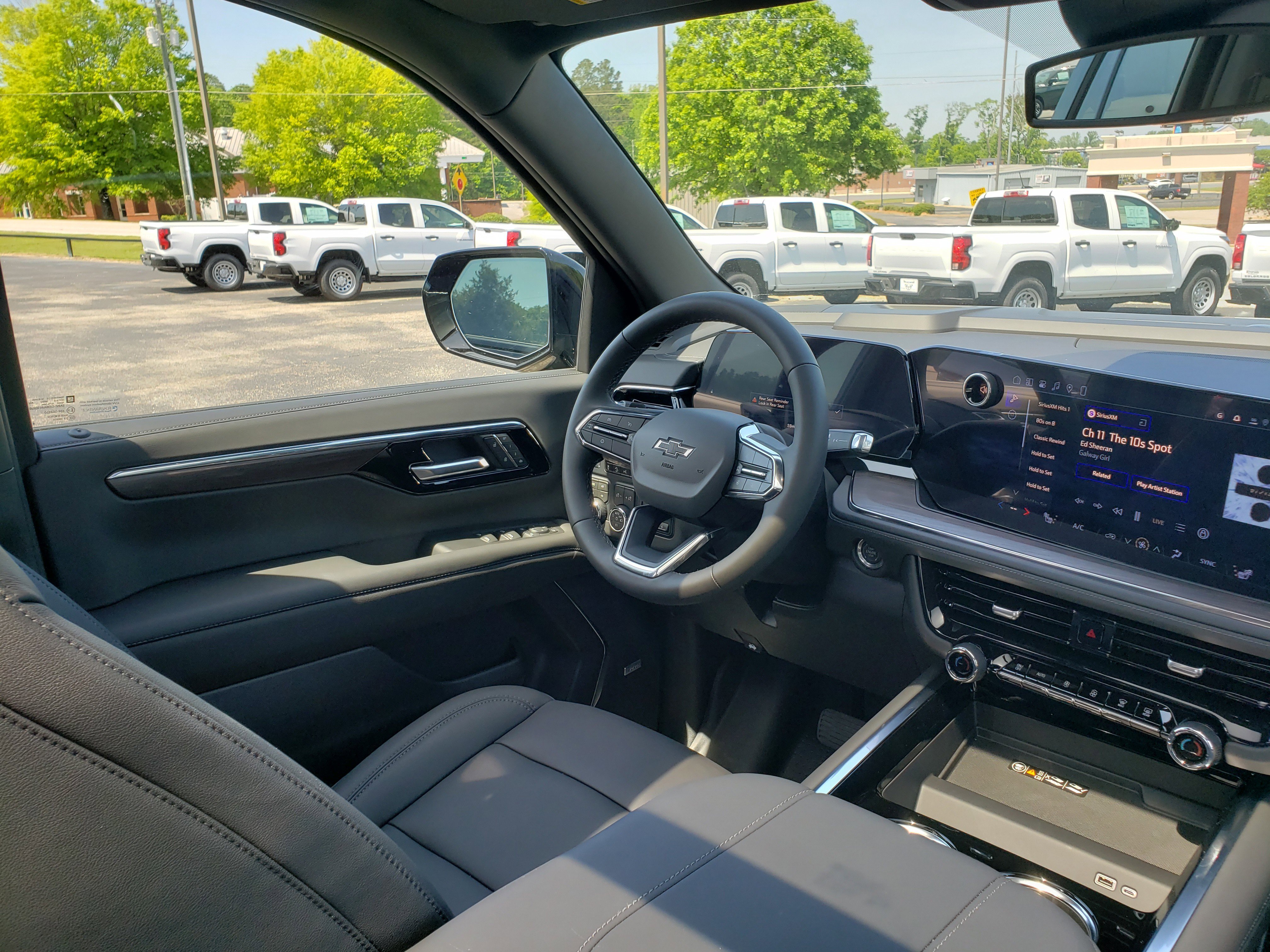 New 2026 Chevrolet Tahoe Z71 w/ Comfort Package AWD/4WD image 39
