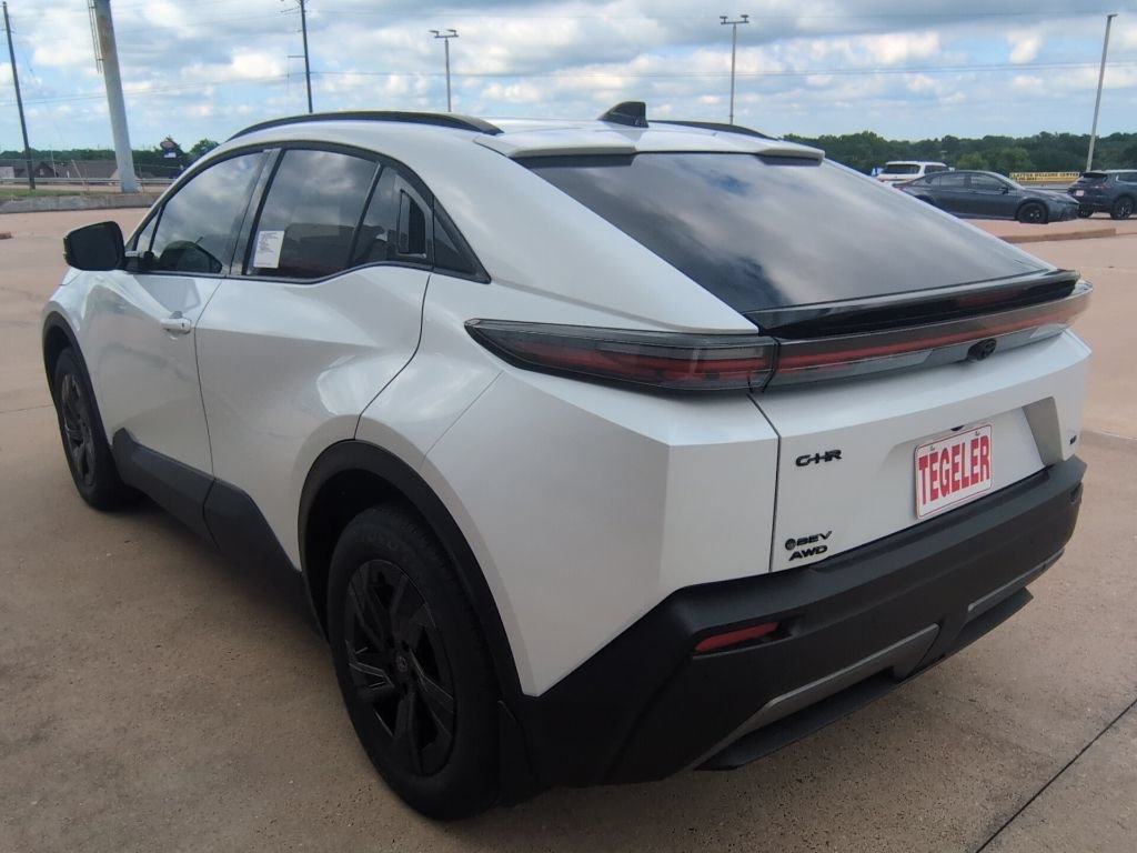 New 2026 Toyota C-HR AWD/4WD image 5