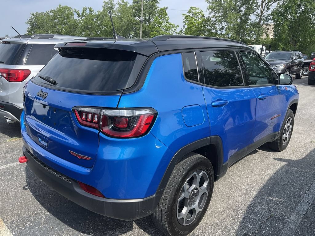 Used 2022 Jeep Compass Trailhawk w/ Trailhawk Convenience Group AWD/4WD image 10
