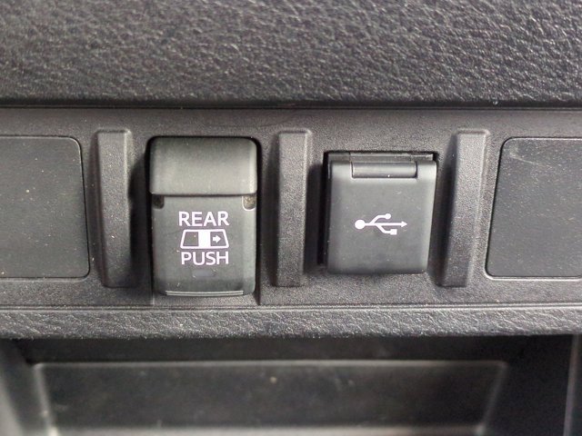 Used 2023 Toyota Tacoma SR5 image 21