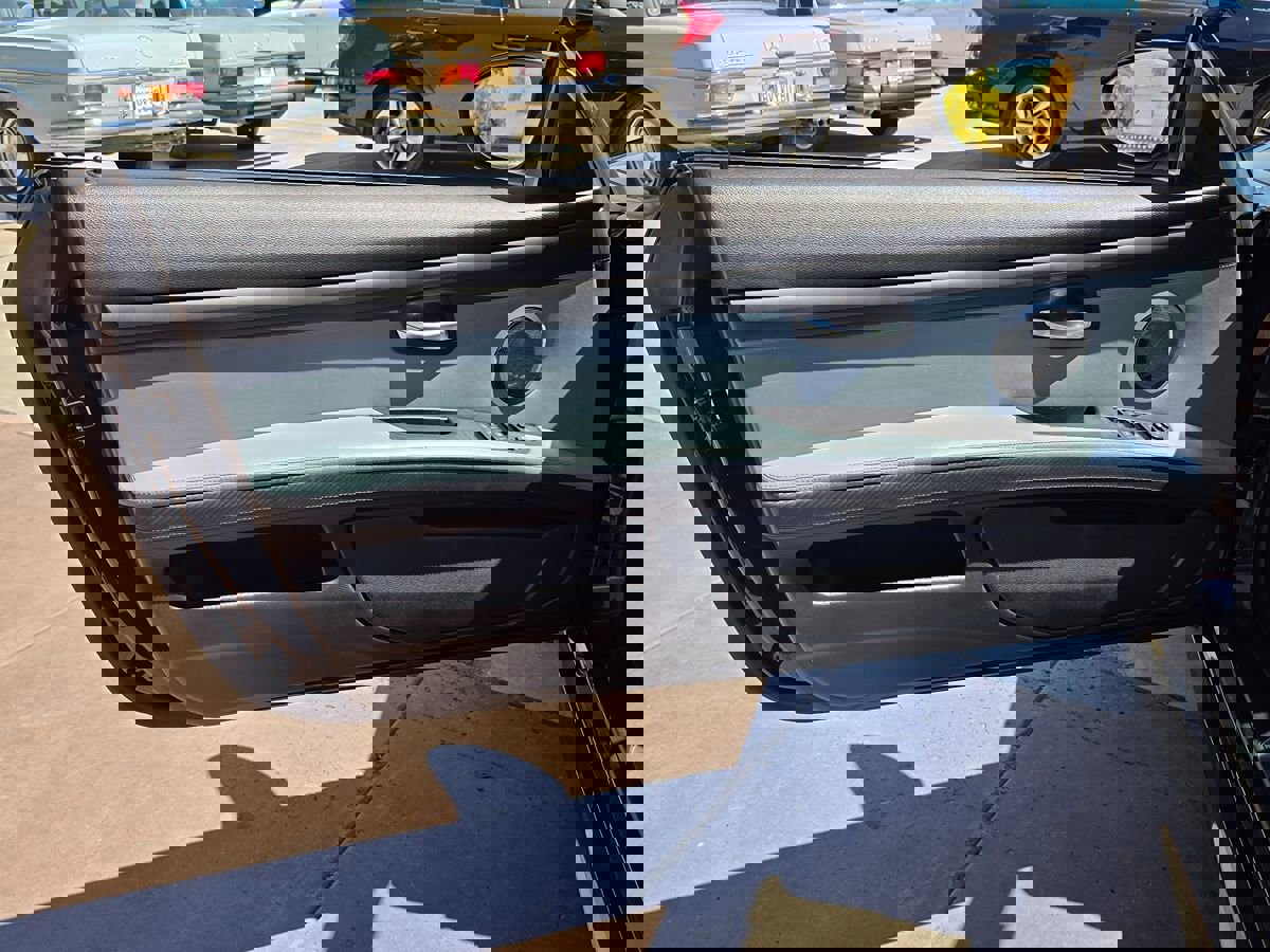 Used 2012 BMW M3 image 23