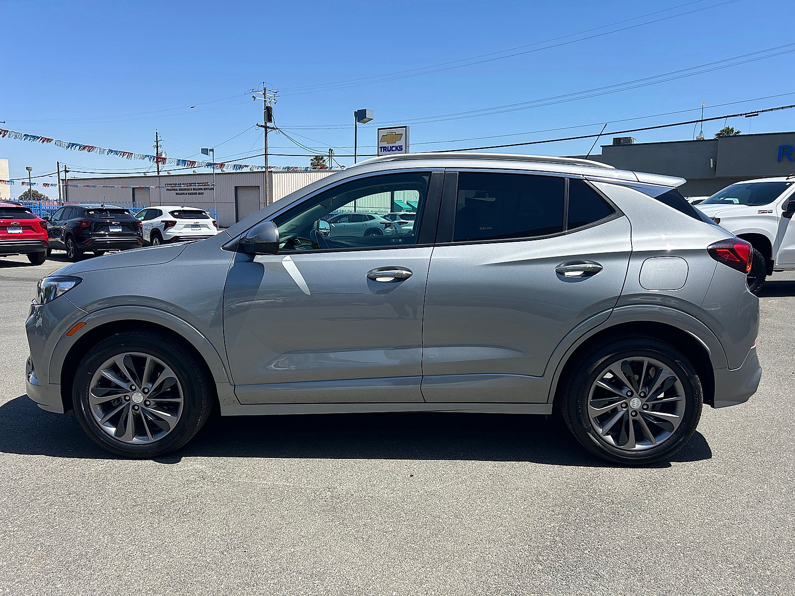 Used 2023 Buick Encore GX Select w/ Sport Touring Package FWD image 6