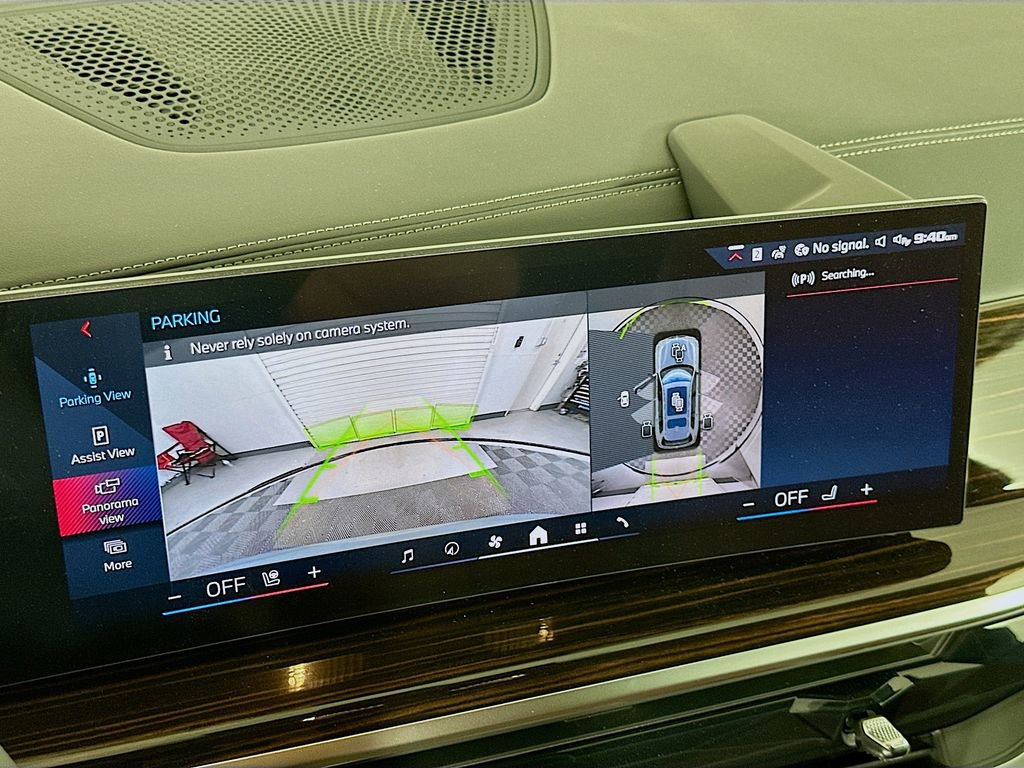 New 2026 BMW X7 M60i w/ Executive Package image 13